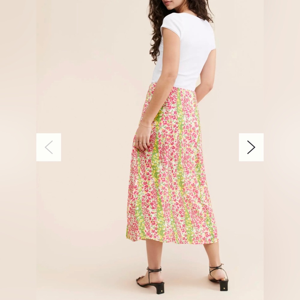Maeve by Anthropologie Floral Side-Slit Midi Skirt
Size 12P